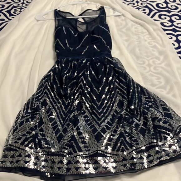 Navy cocktail dress - Picture 2 of 2